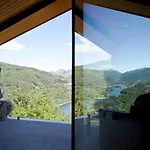مزرعة للإقامة Quinta De Calvelos *