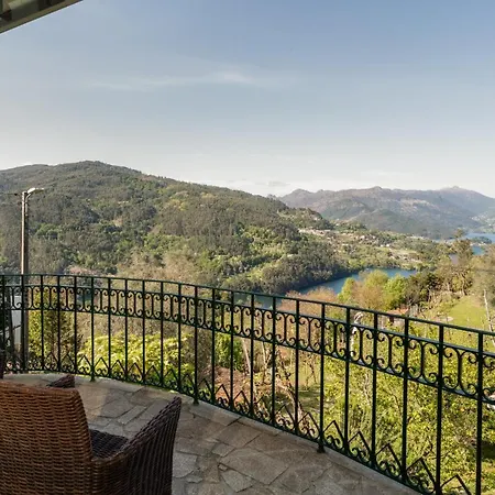 Gospodarstwo agroturystyczne Quinta De Calvelos