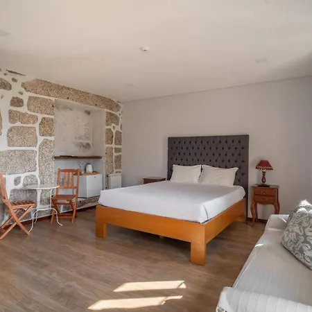 Farm stay Quinta De Calvelos Vieira do Minho