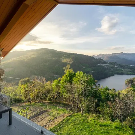 Quinta De Calvelos Farm stay *