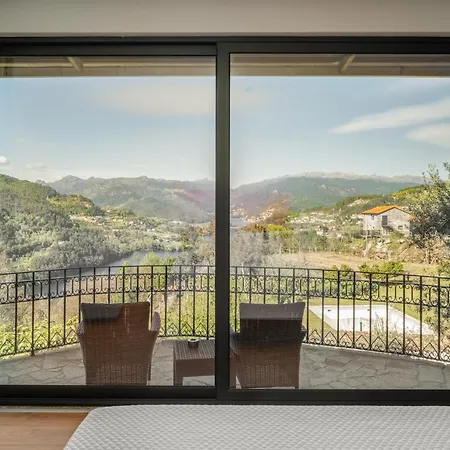Farm stay Quinta De Calvelos