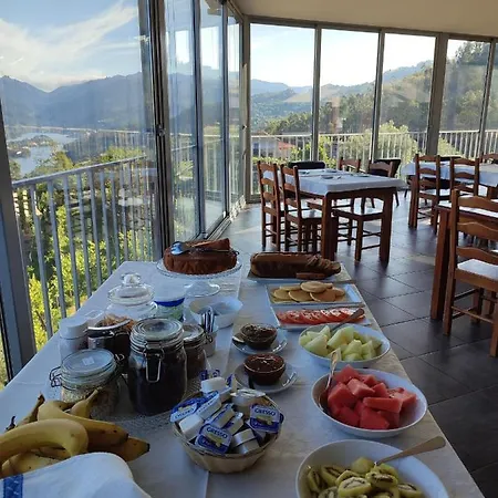 Farma Quinta De Calvelos *