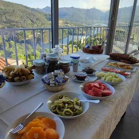 Gospodarstwo agroturystyczne Quinta De Calvelos *