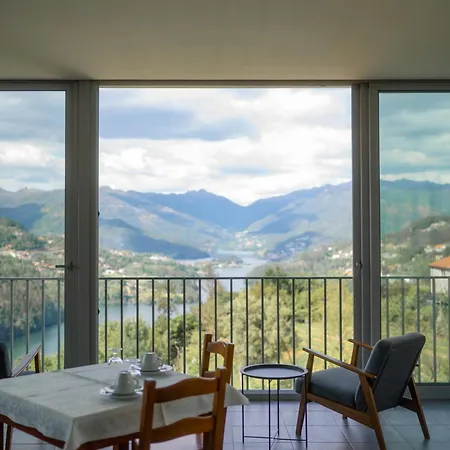 Quinta De Calvelos *