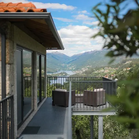 Quinta De Calvelos Farm stay *