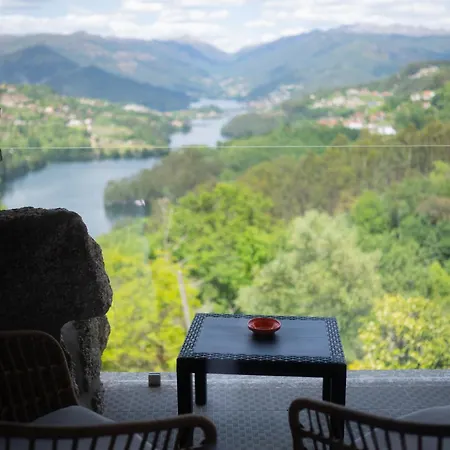 Quinta De Calvelos *