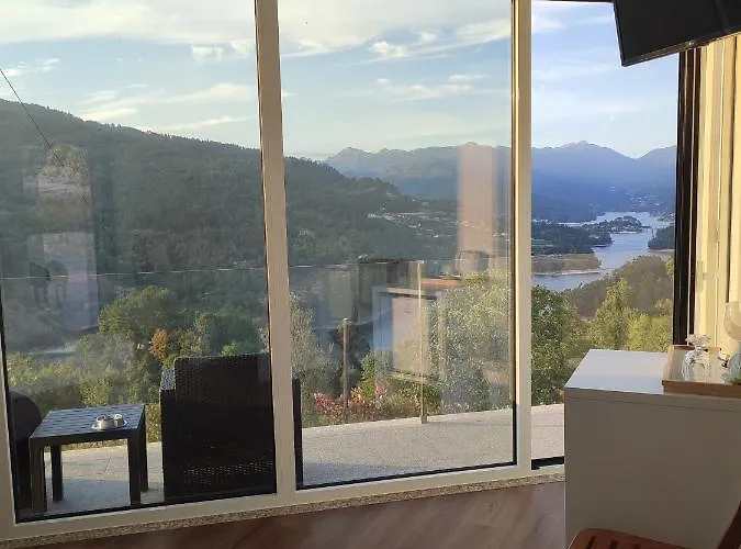 בית חווה Quinta De Calvelos *