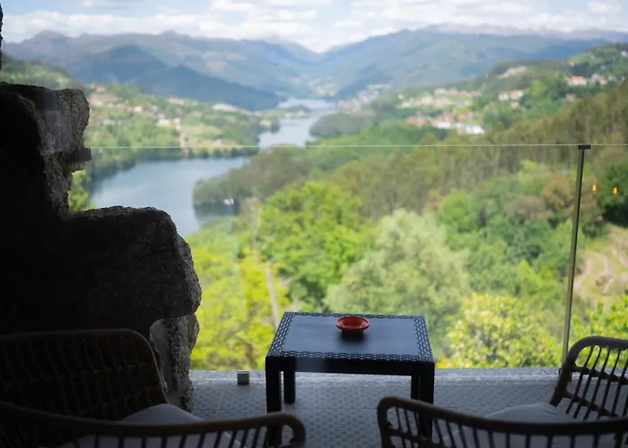 Quinta De Calvelos *